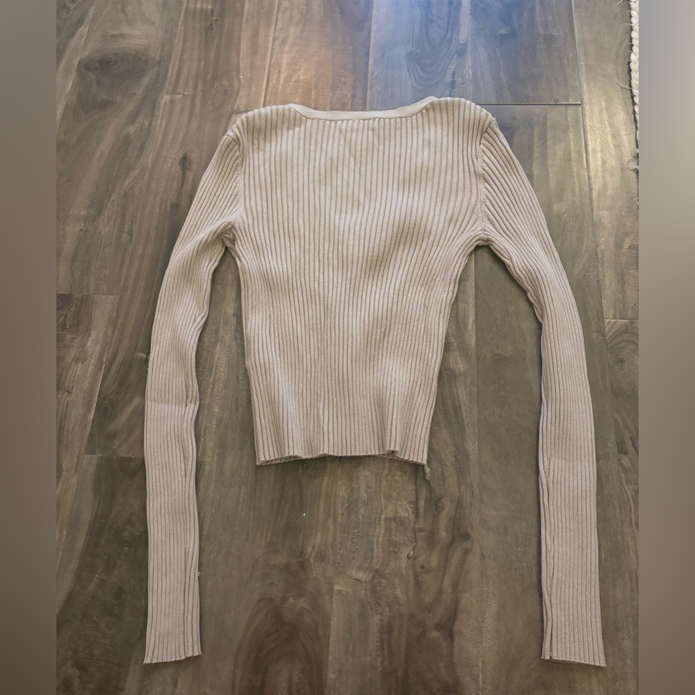 Cardigan - Picture 2 of 3